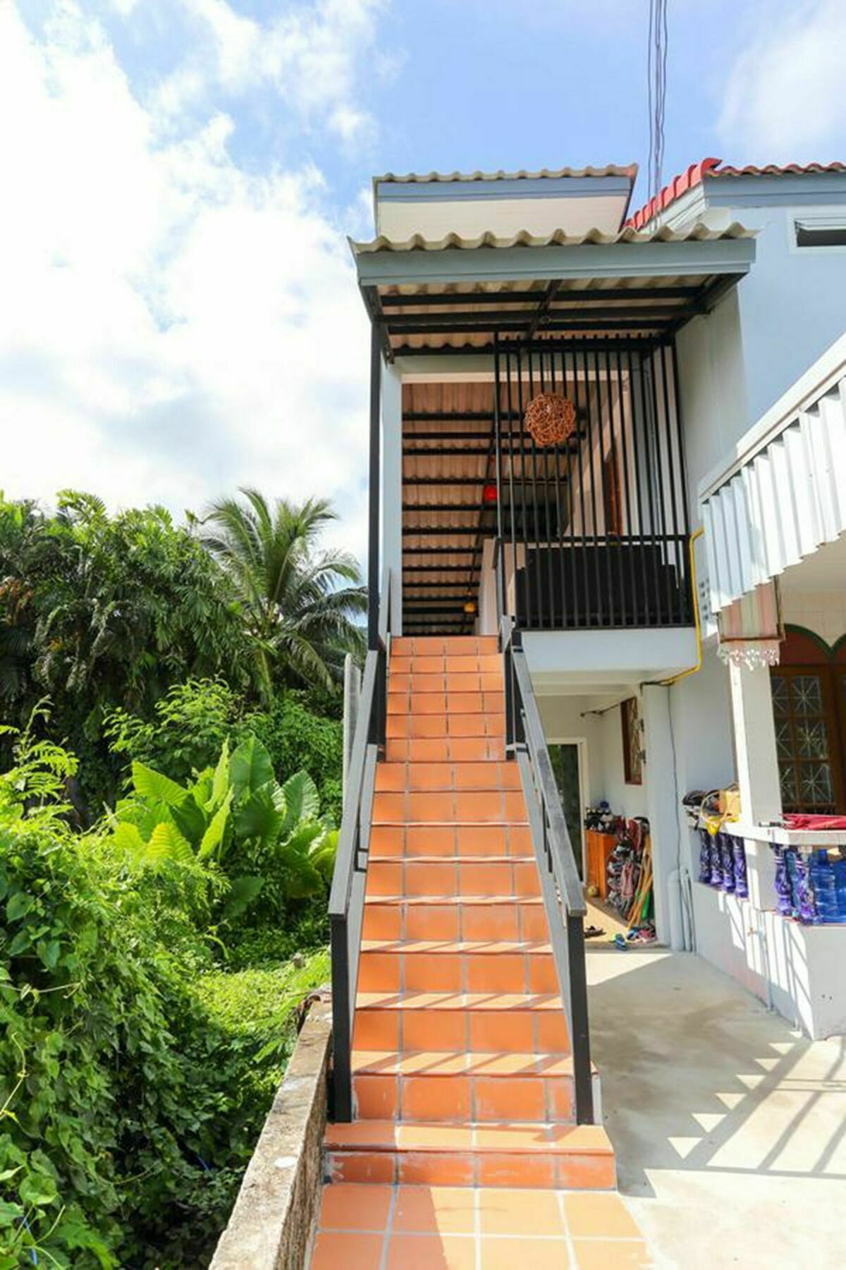 Bangtao Guest House Phuket Exterior photo